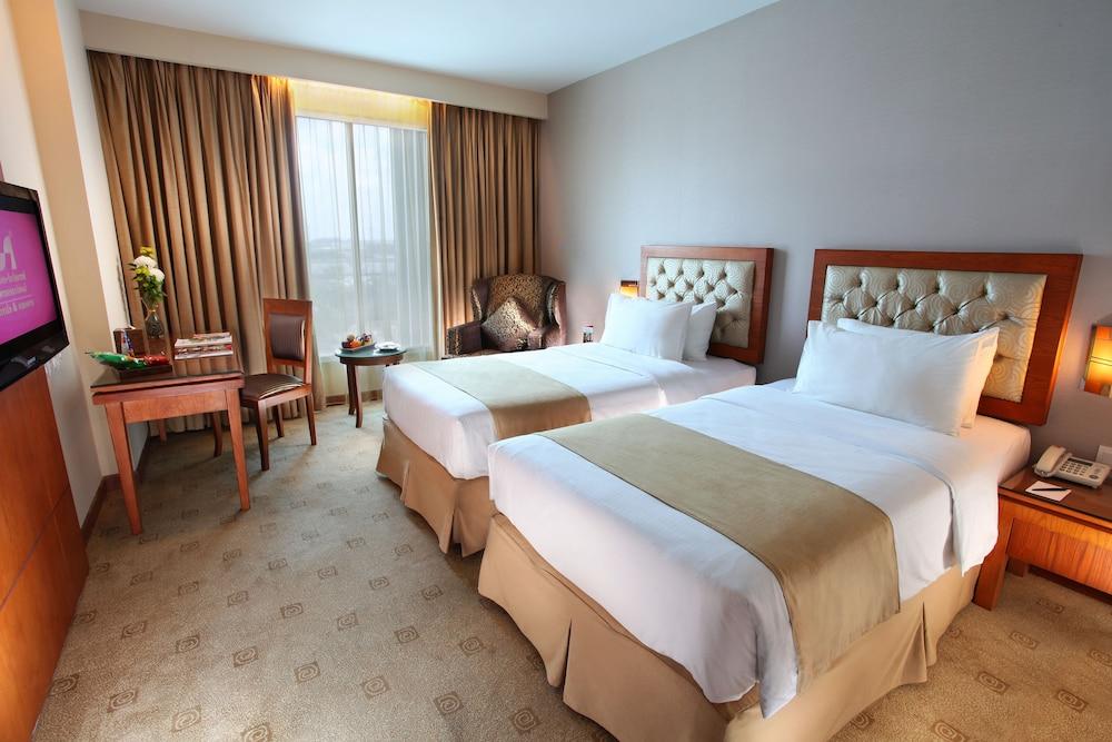 Swiss-Belinn Ska Pekanbaru Extérieur photo